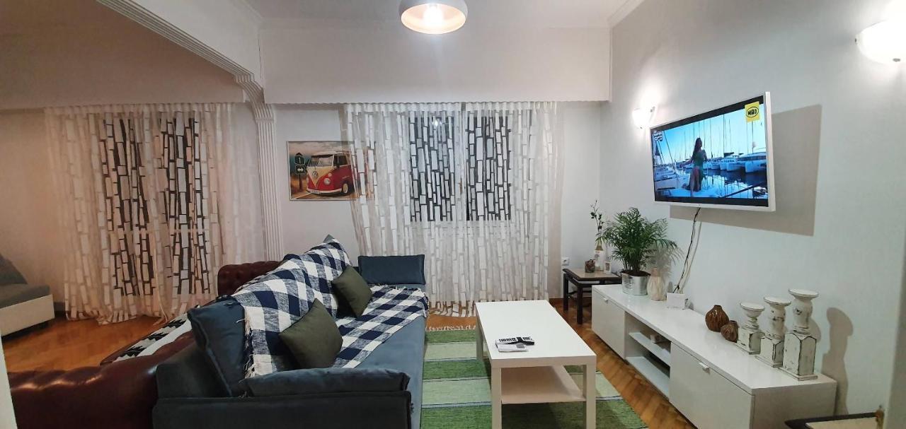 Beautiful Renovated Flat In Athens Appartement Buitenkant foto