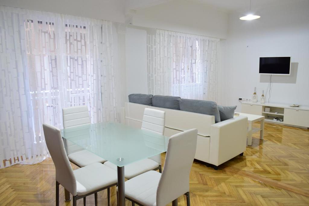 Beautiful Renovated Flat In Athens Appartement Buitenkant foto